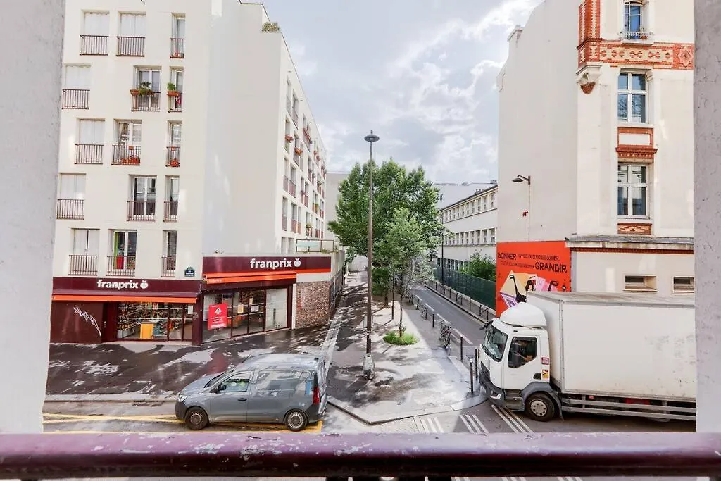 Studio Pour 3 - Confort Moderne, Proche Metro Paris